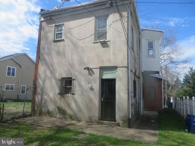 651 N 44TH ST, Philadelphia, PA 19104