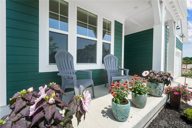 425 Snowdrop Drive, Yellow Springs Vlg, OH 45387
