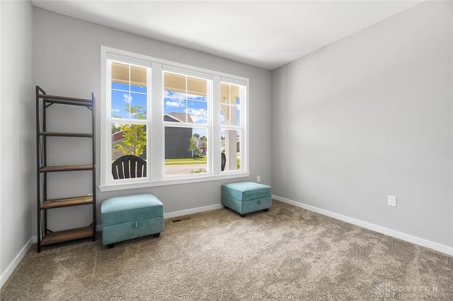 425 Snowdrop Drive, Yellow Springs Vlg, OH 45387