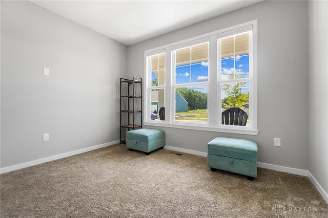425 Snowdrop Drive, Yellow Springs Vlg, OH 45387