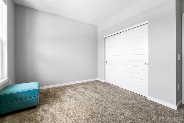 425 Snowdrop Drive, Yellow Springs Vlg, OH 45387