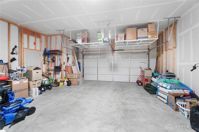 425 Snowdrop Drive, Yellow Springs Vlg, OH 45387