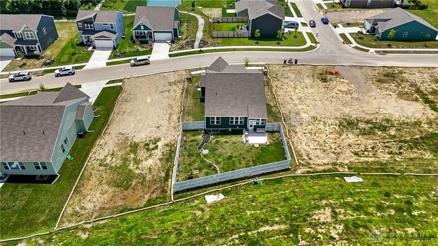 425 Snowdrop Drive, Yellow Springs Vlg, OH 45387