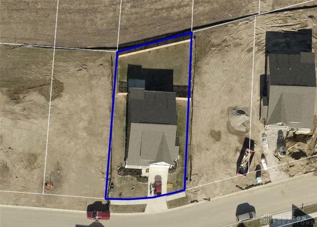 425 Snowdrop Drive, Yellow Springs Vlg, OH 45387