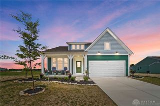 425 Snowdrop Drive, Yellow Springs Vlg, OH 45387