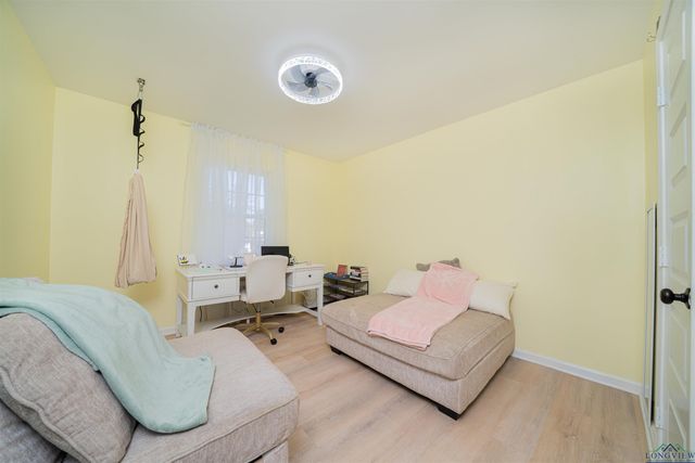 1404 E Leach, Kilgore, TX 75662