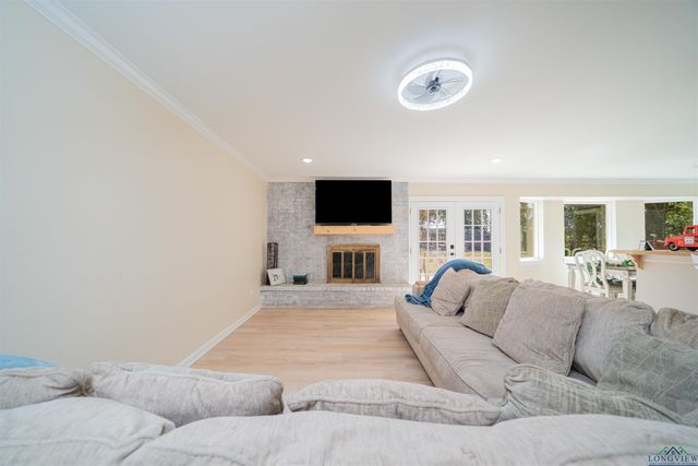 1404 E Leach, Kilgore, TX 75662