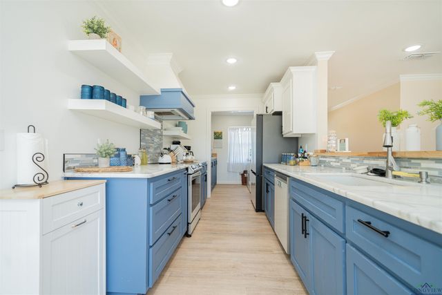 1404 E Leach, Kilgore, TX 75662