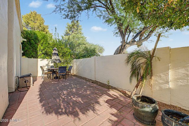 1843 E SARAH Lane, Tempe, AZ 85284
