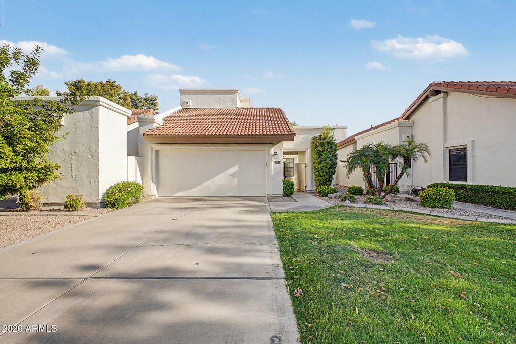1843 E SARAH Lane, Tempe, AZ 85284