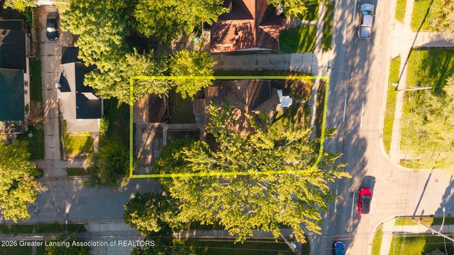 1446 E Oakland Avenue, Lansing, MI 48906