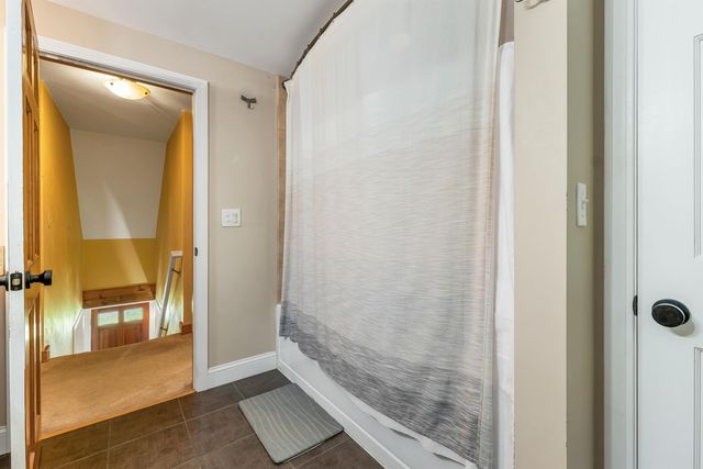 5 Concord Way, Rochester, NH 03867