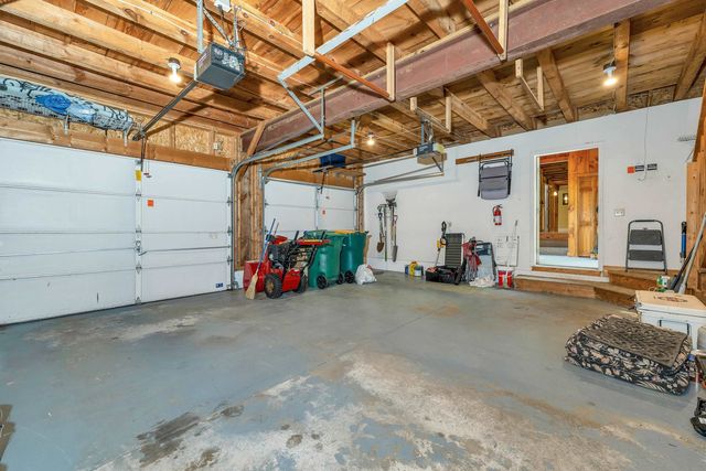 5 Concord Way, Rochester, NH 03867