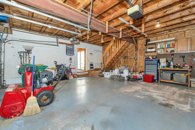 5 Concord Way, Rochester, NH 03867