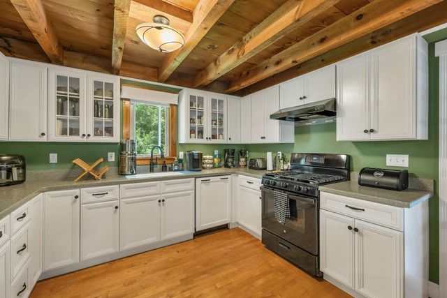 5 Concord Way, Rochester, NH 03867