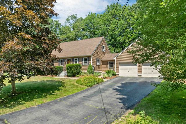 5 Concord Way, Rochester, NH 03867
