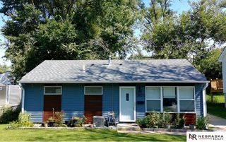 3820 Valley Street, Omaha, NE 68105