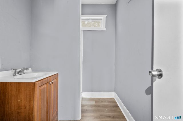 33 Albert Place 2, Waterbury, CT 06702