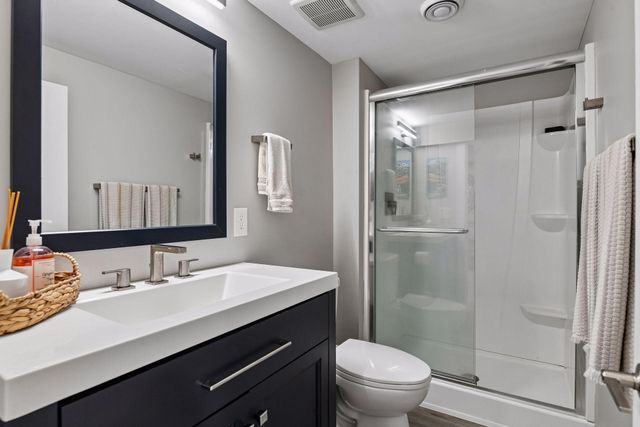 1660 Melrose Avenue, Saint Louis Park, MN 55426