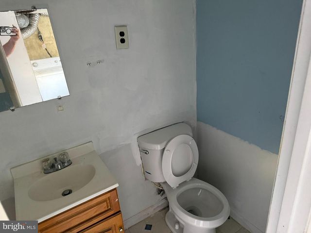 312 S NEWKIRK ST, Baltimore, MD 21224