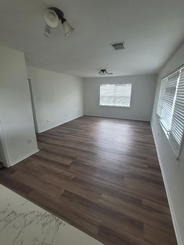 1212 Rebecca Drive, Pasadena, TX 77506