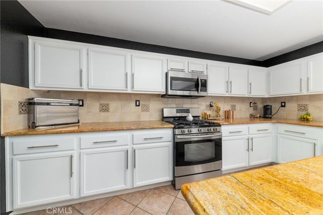 14395 Quail Court, Fontana, CA 92336