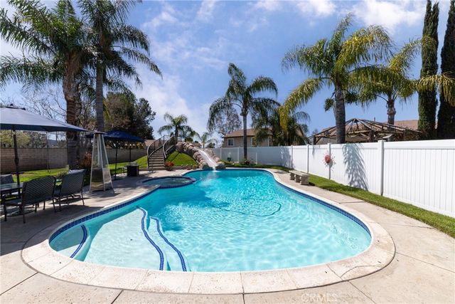 14395 Quail Court, Fontana, CA 92336