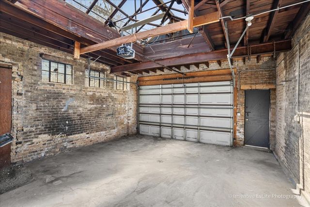 3636 N Ashland Avenue, Chicago, IL 60613