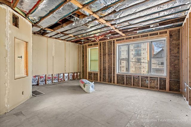 3636 N Ashland Avenue, Chicago, IL 60613