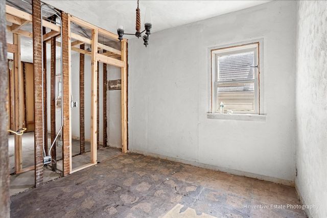 3636 N Ashland Avenue, Chicago, IL 60613