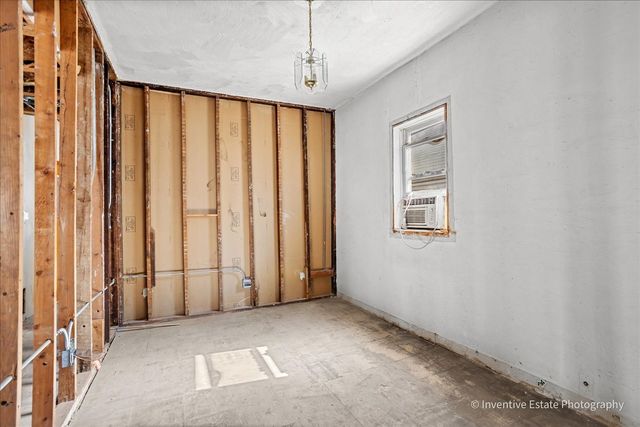 3636 N Ashland Avenue, Chicago, IL 60613