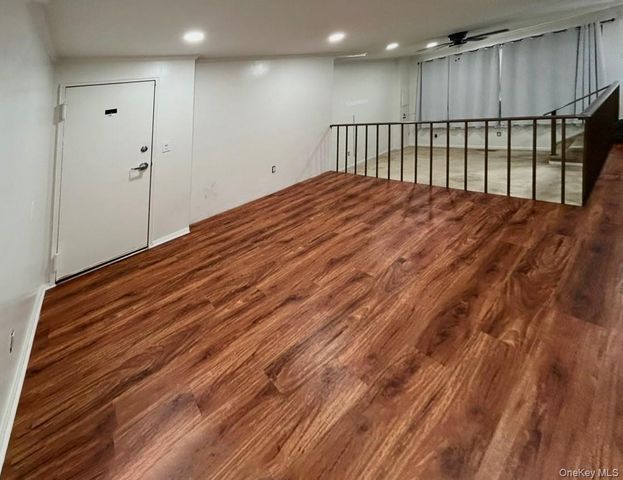 200 Hilton Avenue 66, Hempstead, NY 11550