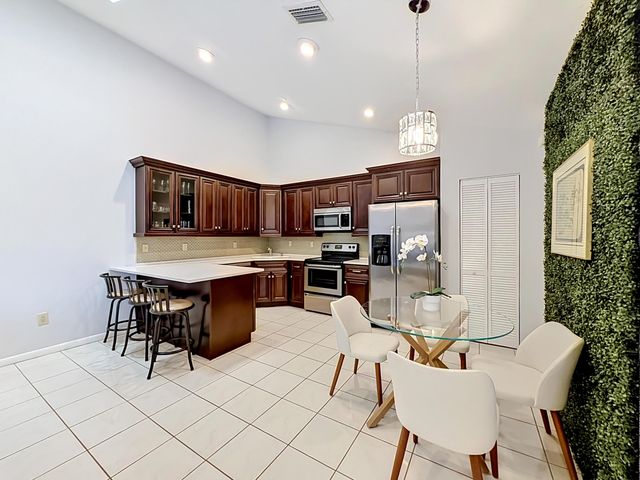 9695 Boca Gardens Parkway B, Boca Raton, FL 33496