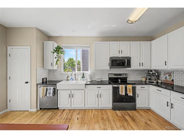 5194 S Shawnee St, Aurora, CO 80015