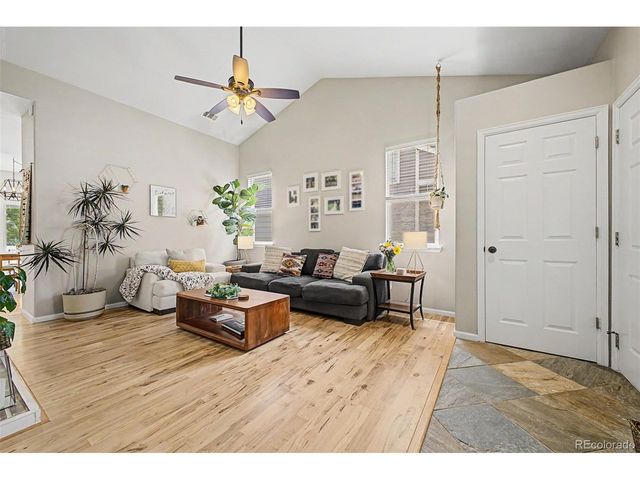 5194 S Shawnee St, Aurora, CO 80015