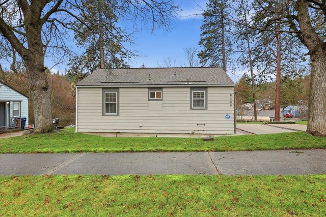 3105 W Rosamond Ave, Spokane, WA 99224