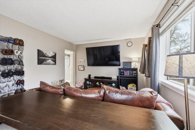 3105 W Rosamond Ave, Spokane, WA 99224