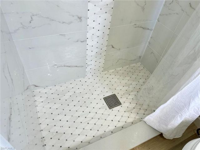 26287 Queen Mary LN, Bonita Springs, FL 34135