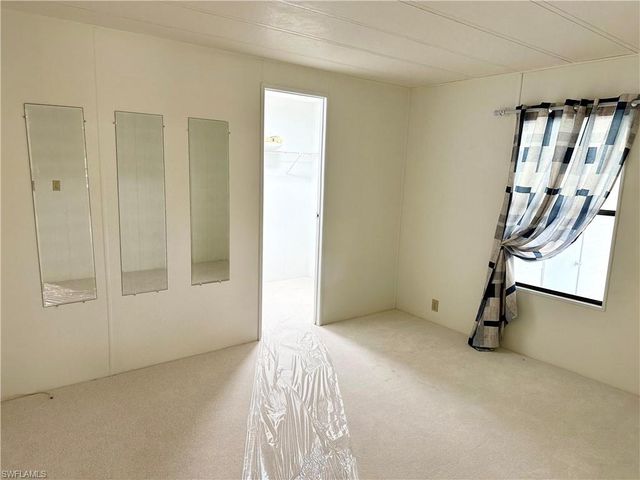 26287 Queen Mary LN, Bonita Springs, FL 34135