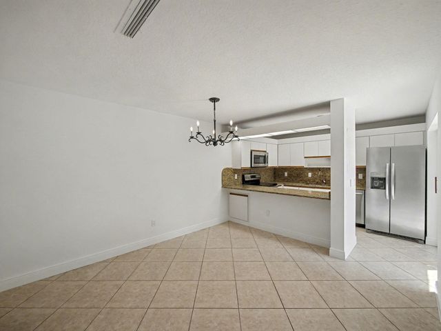 825 Center Street 12a, Jupiter, FL 33458