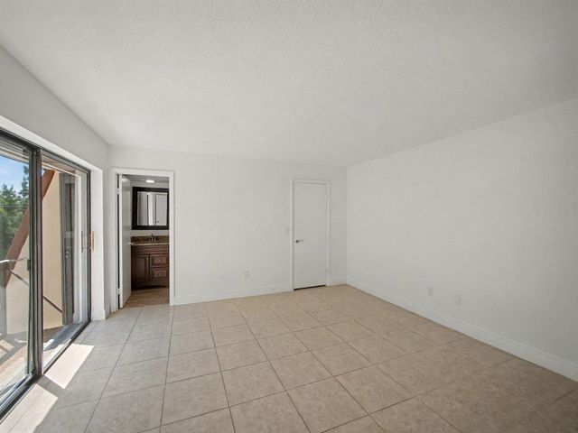 825 Center Street 12a, Jupiter, FL 33458