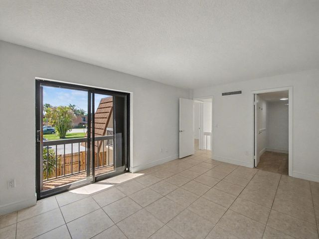 825 Center Street 12a, Jupiter, FL 33458