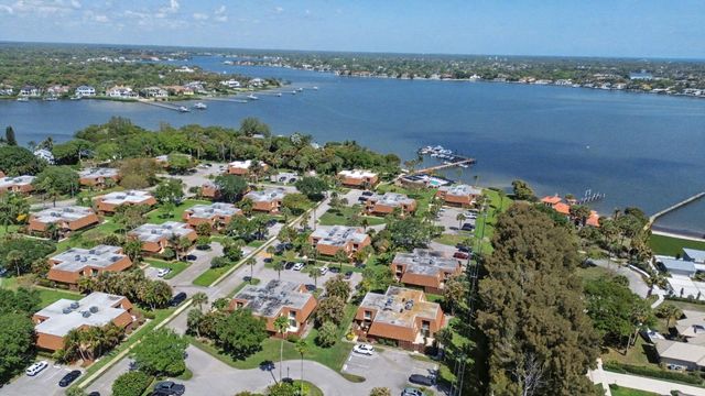 825 Center Street 12a, Jupiter, FL 33458