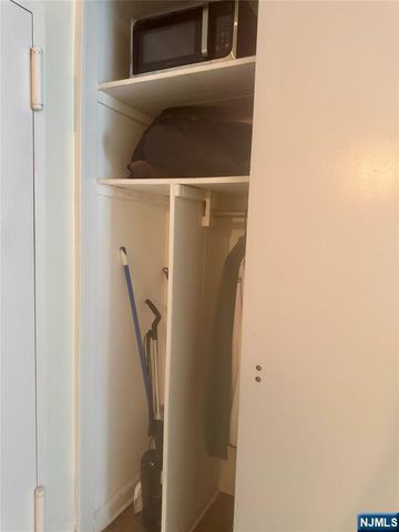 3061 Edwin 5j, Fort Lee, NJ 07024