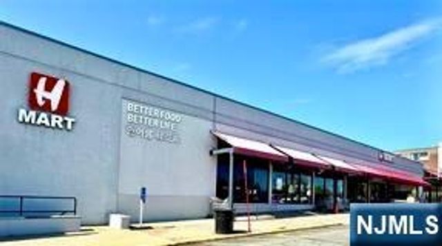 3061 Edwin 5j, Fort Lee, NJ 07024