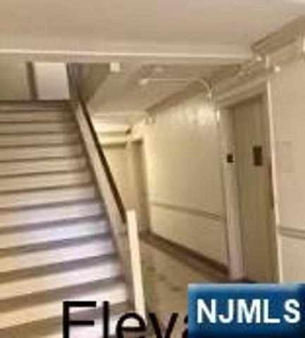 3061 Edwin 5j, Fort Lee, NJ 07024