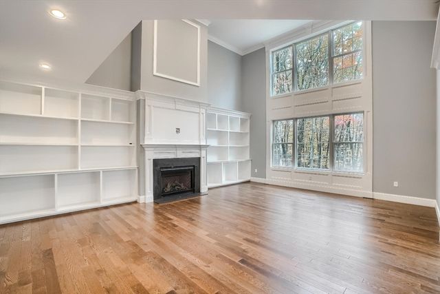 19 Stoney Brook Rd, Hopkinton, MA 01748