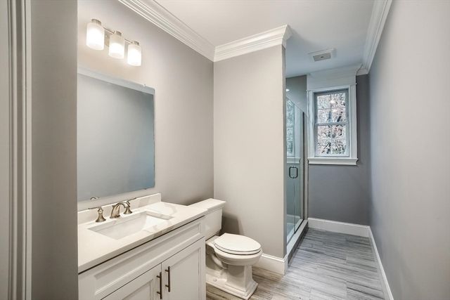 19 Stoney Brook Rd, Hopkinton, MA 01748