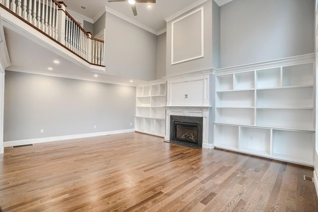 19 Stoney Brook Rd, Hopkinton, MA 01748