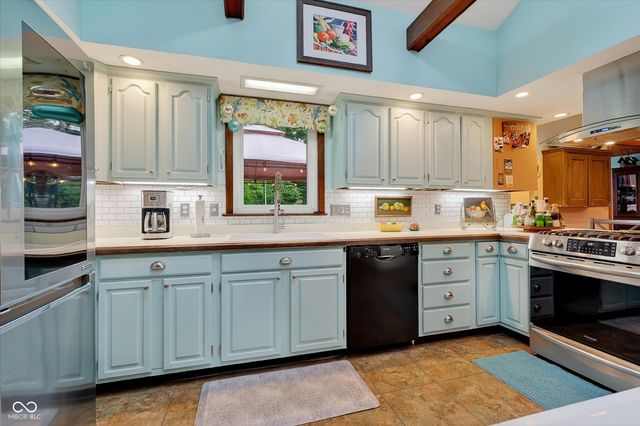 9636 Ruth Drive, Noblesville, IN 46060